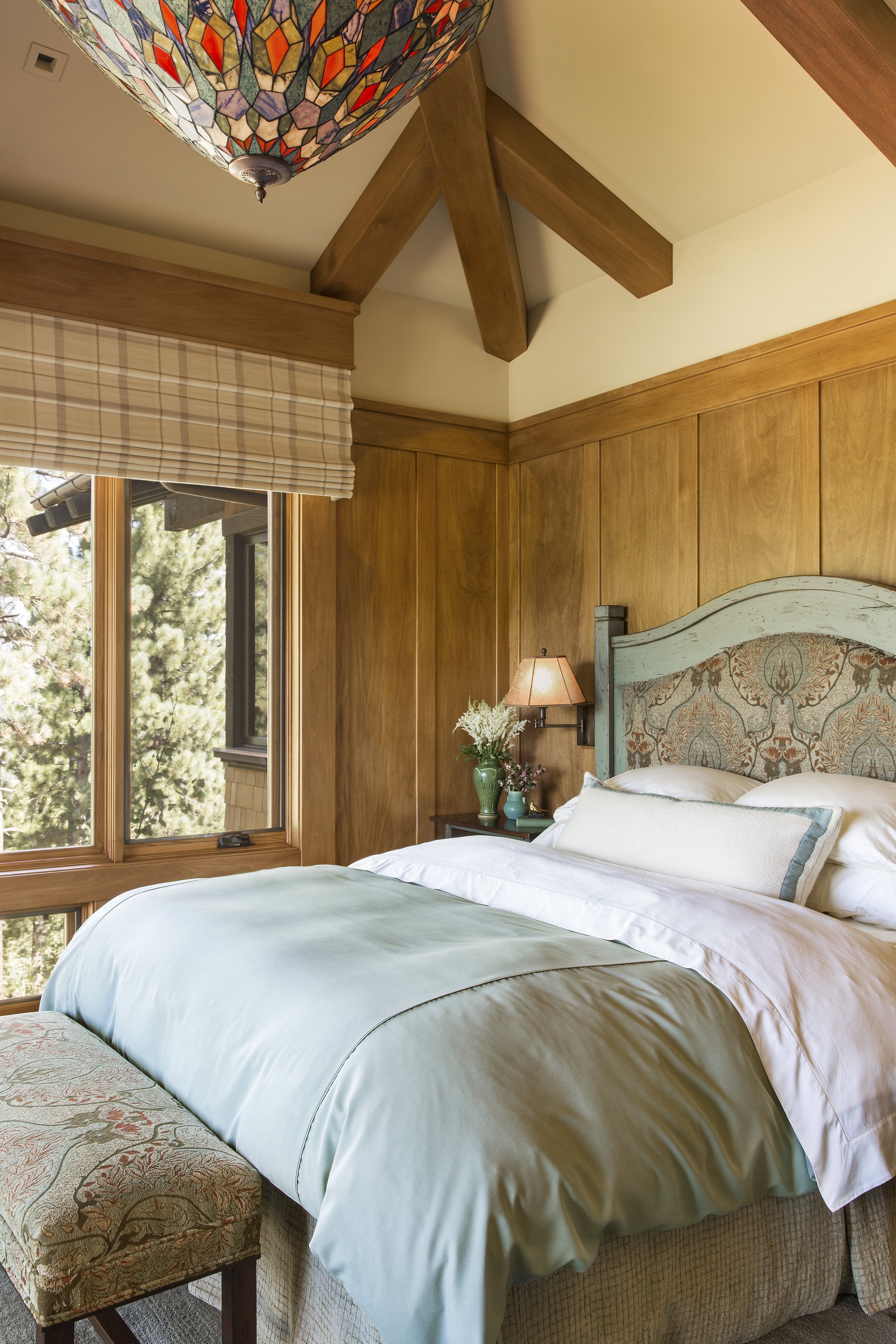 Tahoe Martis Camp, CA Master Bedroom - Craftsman Greene and Greene Style
