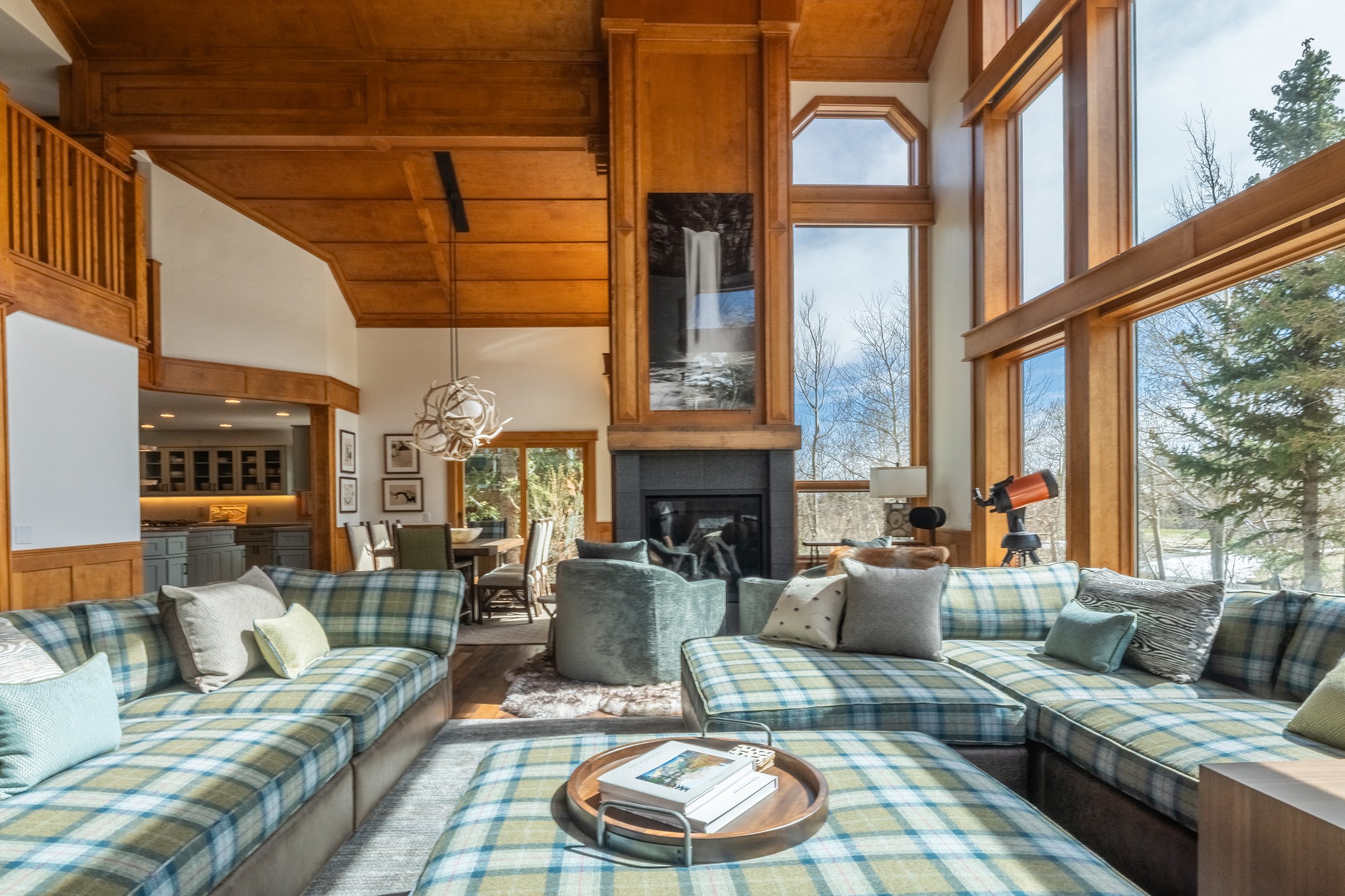 55Woodcrest4k-4.jpg